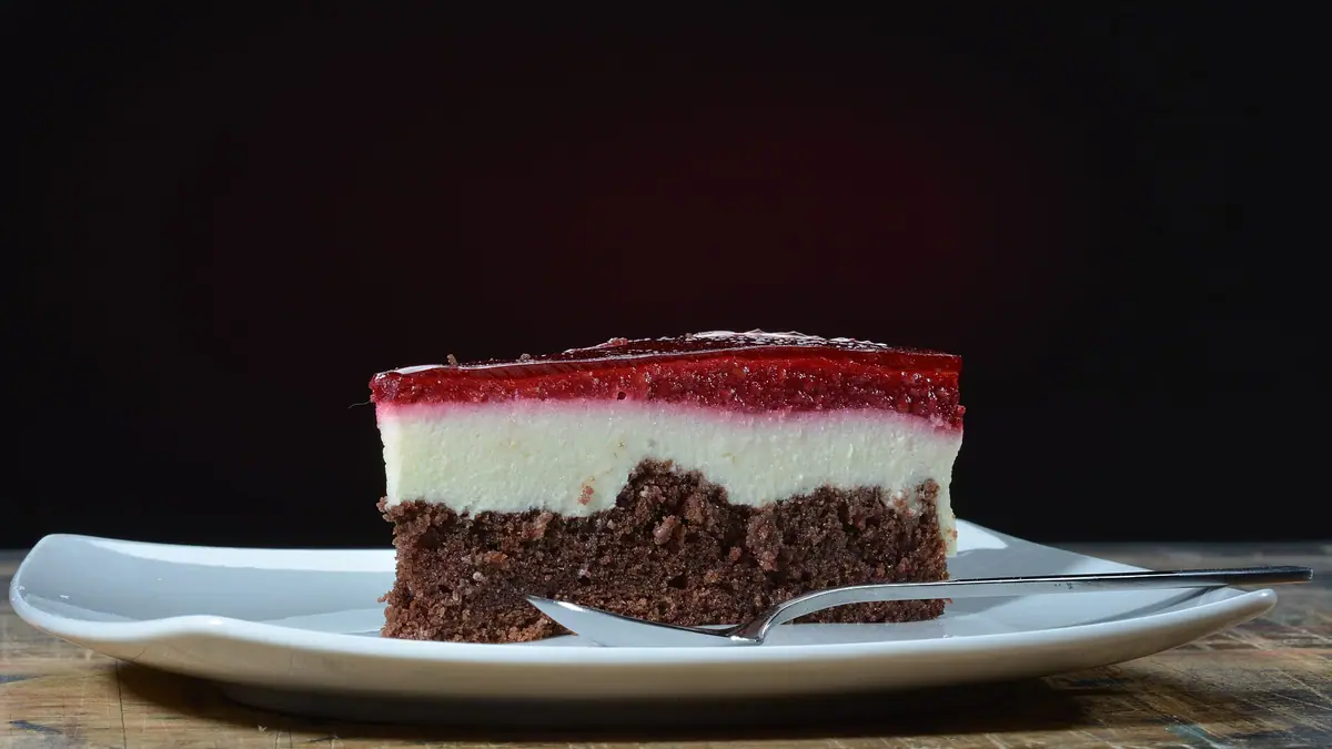 A Piece Of Cake – cake shop in Lowestoft town centre
